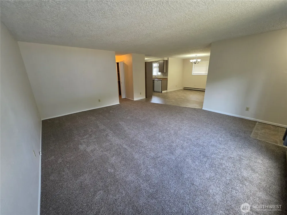 1407 Bowmont Avenue Kelso, WA 98626