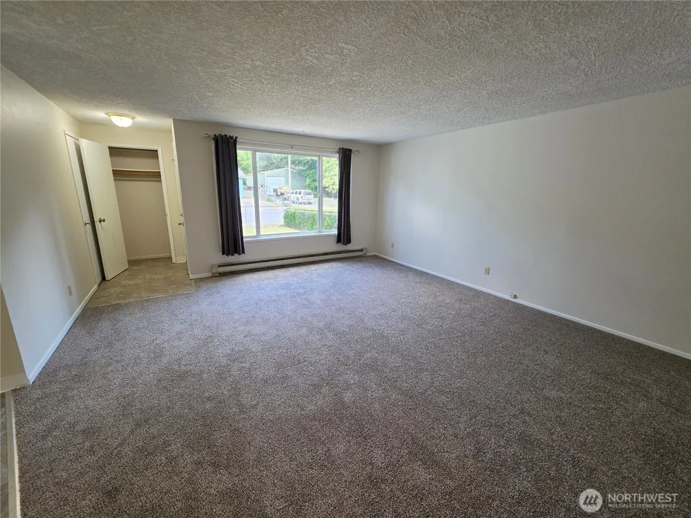 1407 Bowmont Avenue Kelso, WA 98626