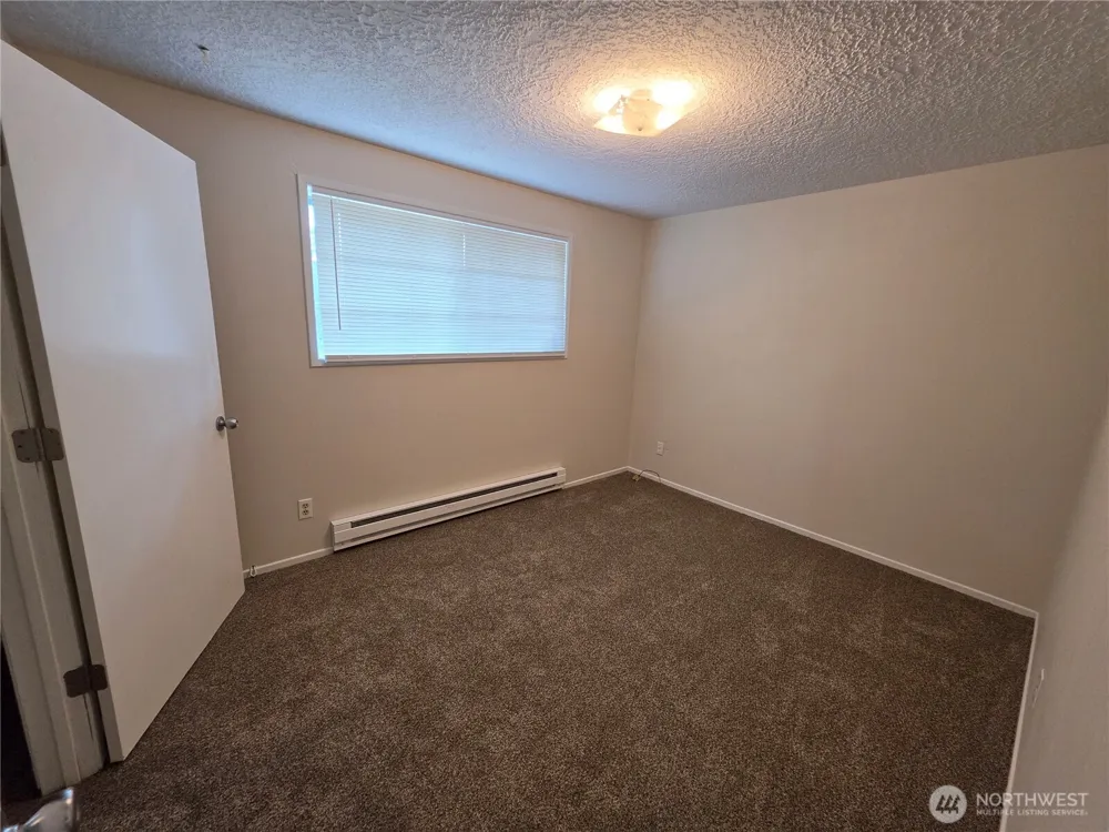 1407 Bowmont Avenue Kelso, WA 98626