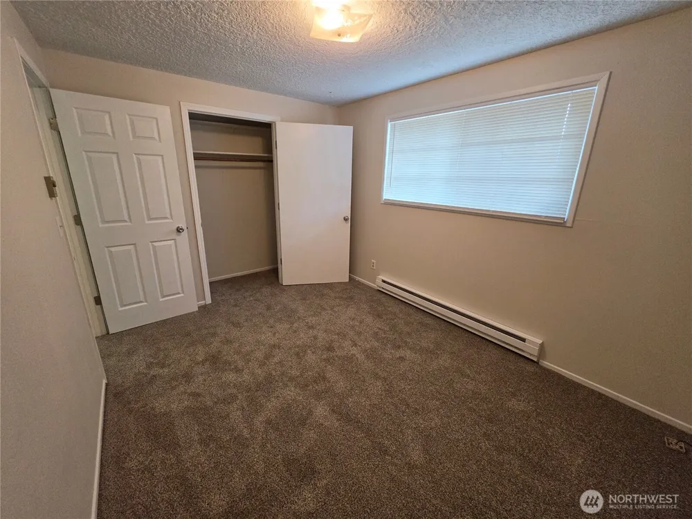 1407 Bowmont Avenue Kelso, WA 98626