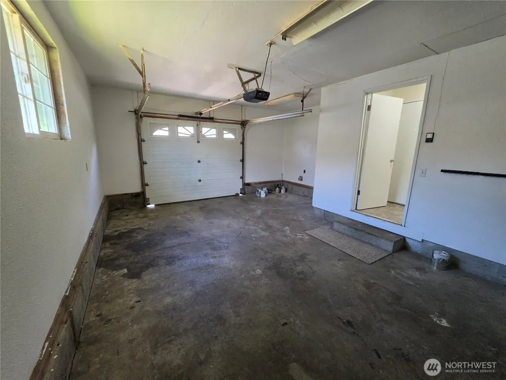 1407 Bowmont Avenue Kelso, WA 98626