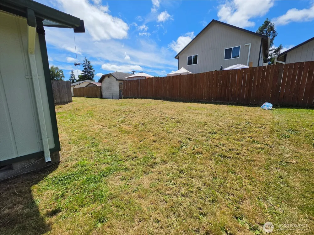 1407 Bowmont Avenue Kelso, WA 98626
