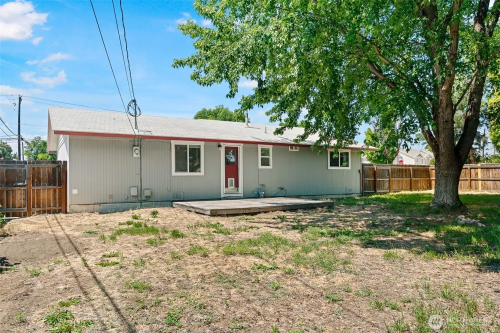 1306 Water Street Ellensburg, WA 98926