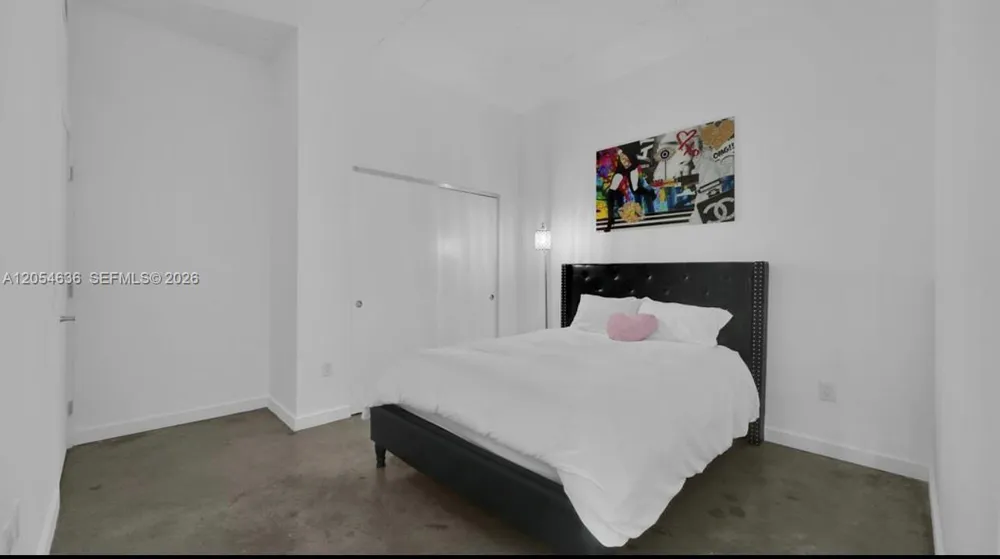 151 SE 1st St #2411 Miami, FL 33131