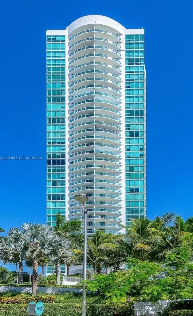 2101 Brickell Ave #2611 Miami, FL 33129