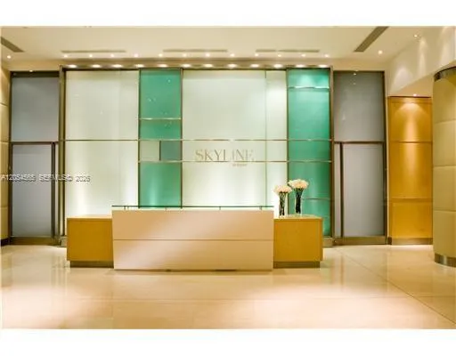 2101 Brickell Ave #2611 Miami, FL 33129