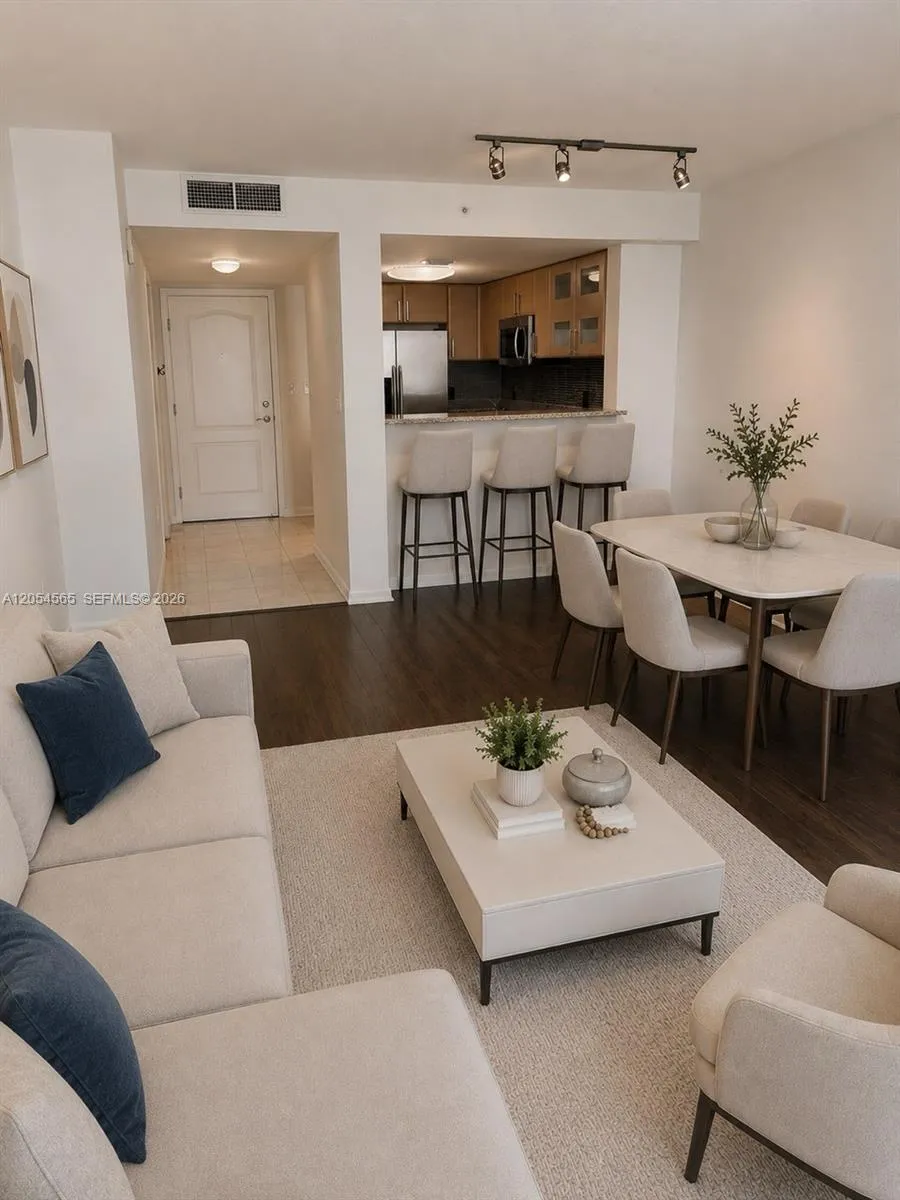 2101 Brickell Ave #2611 Miami, FL 33129