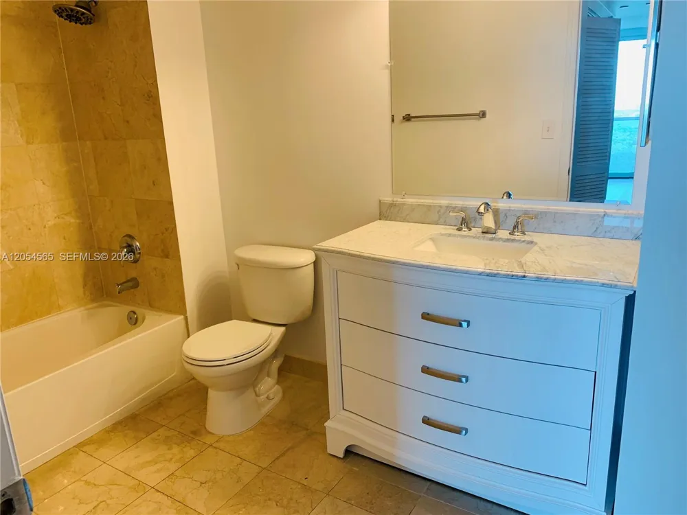 2101 Brickell Ave #2611 Miami, FL 33129