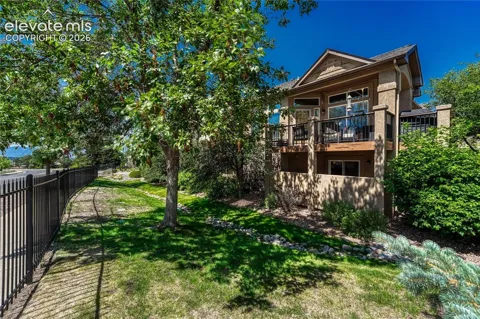 8443 Grand Carriage Grove