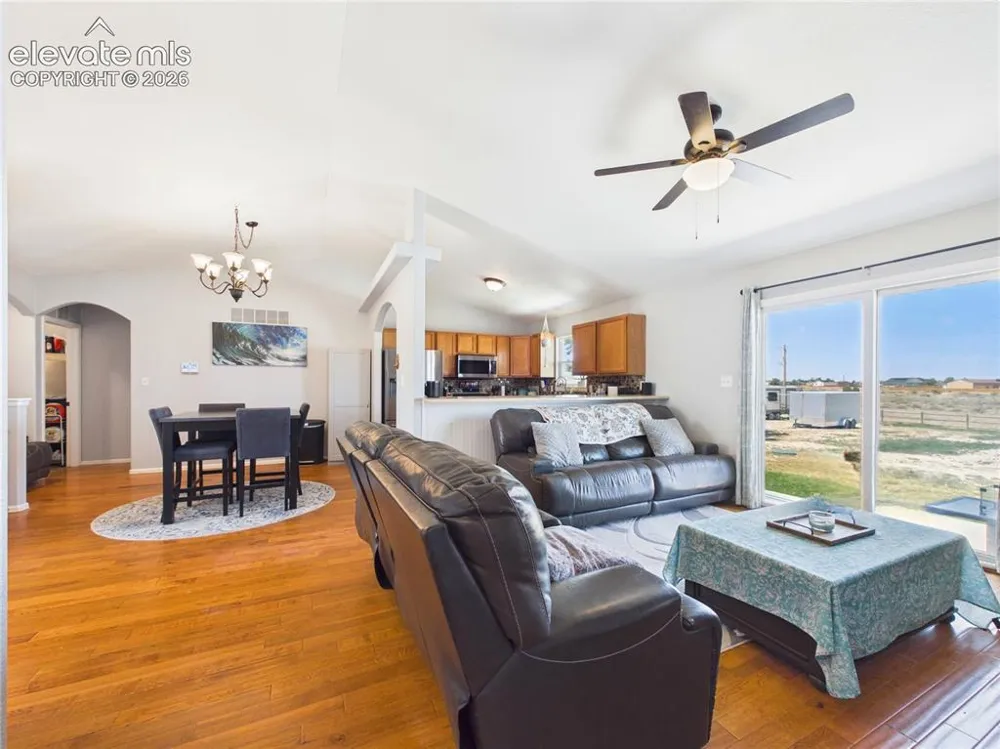 635 E Chaunsey Drive Pueblo West, CO 81007