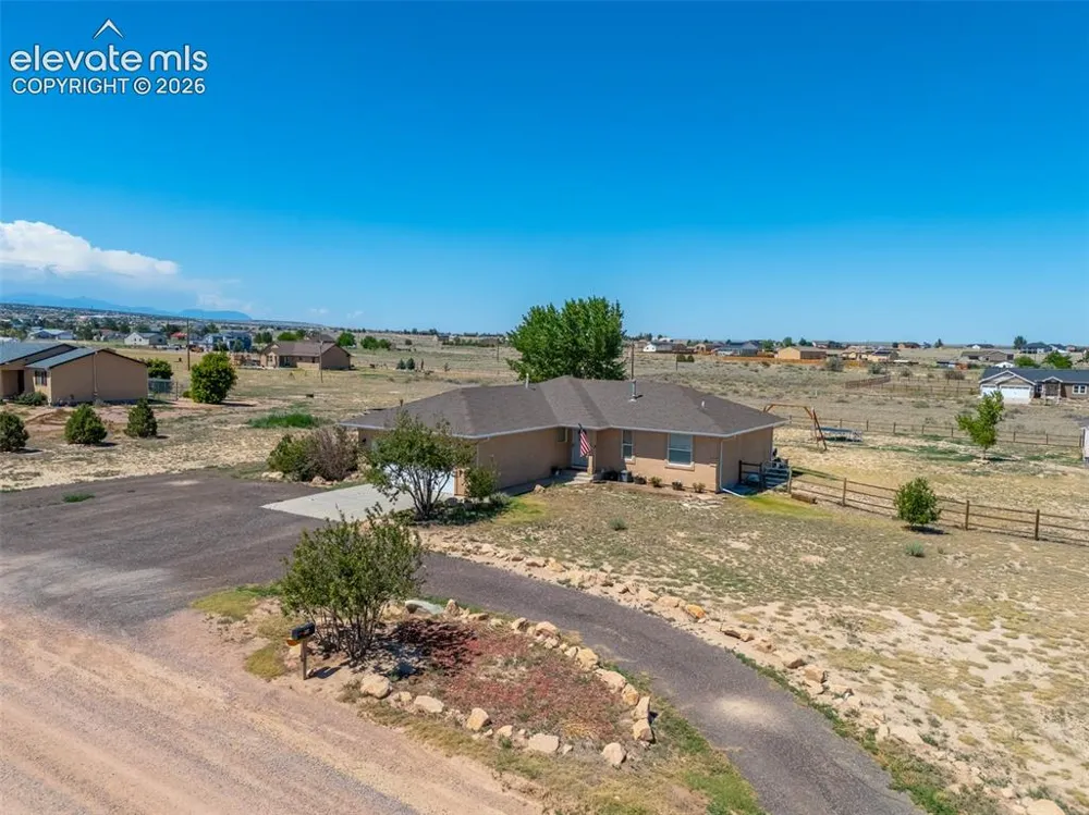 635 E Chaunsey Drive Pueblo West, CO 81007