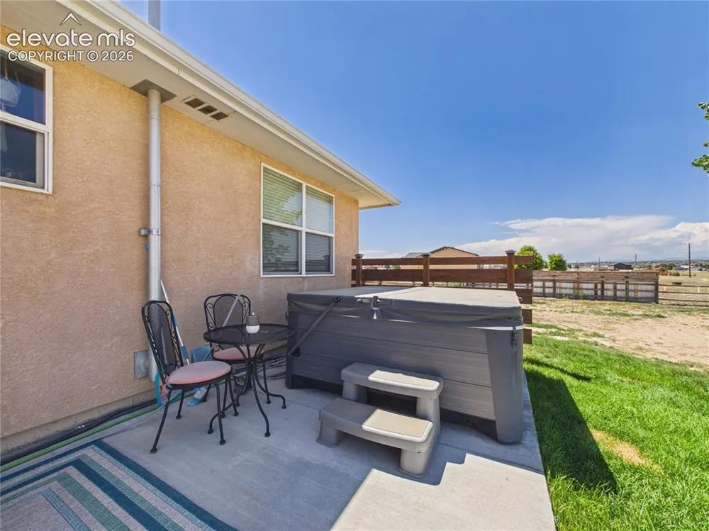635 E Chaunsey Drive Pueblo West, CO 81007