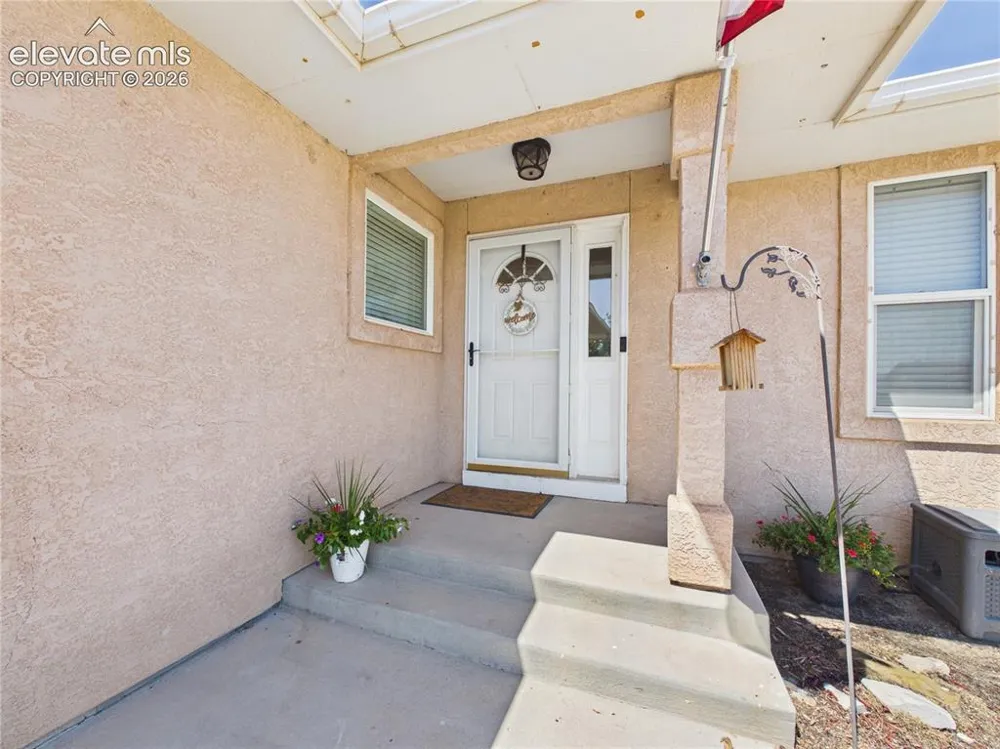 635 E Chaunsey Drive Pueblo West, CO 81007