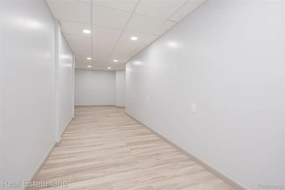 18218 Clairmont Circle E Northville Township, MI 48168