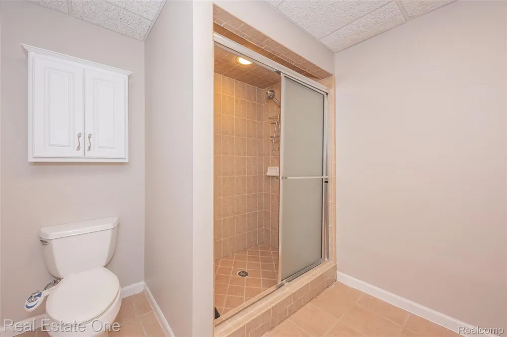 18218 Clairmont Circle E Northville Township, MI 48168