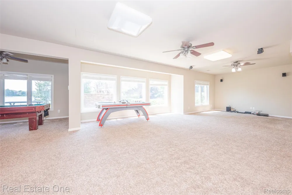 18218 Clairmont Circle E Northville Township, MI 48168