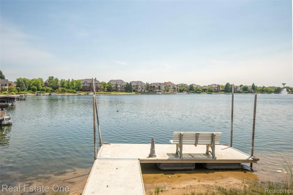 18218 Clairmont Circle E Northville Township, MI 48168