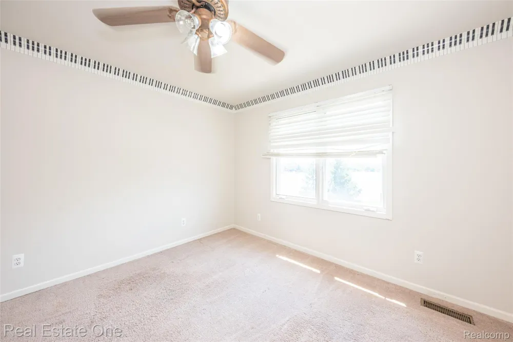 18218 Clairmont Circle E Northville Township, MI 48168