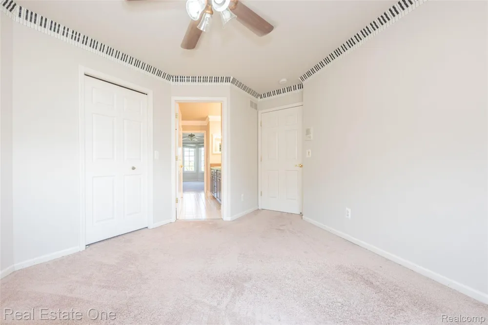 18218 Clairmont Circle E Northville Township, MI 48168