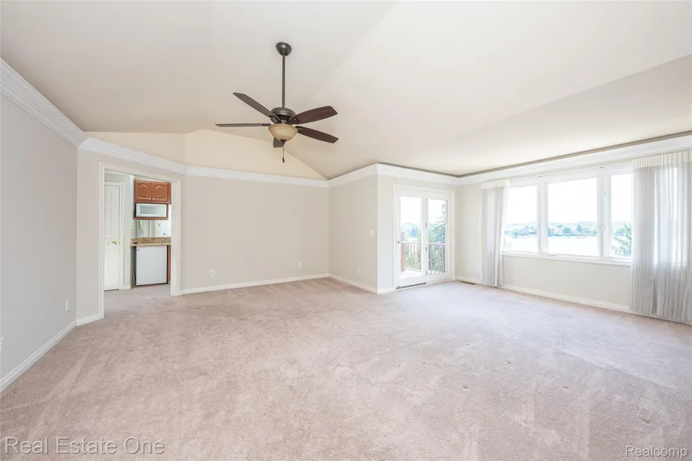 18218 Clairmont Circle E Northville Township, MI 48168