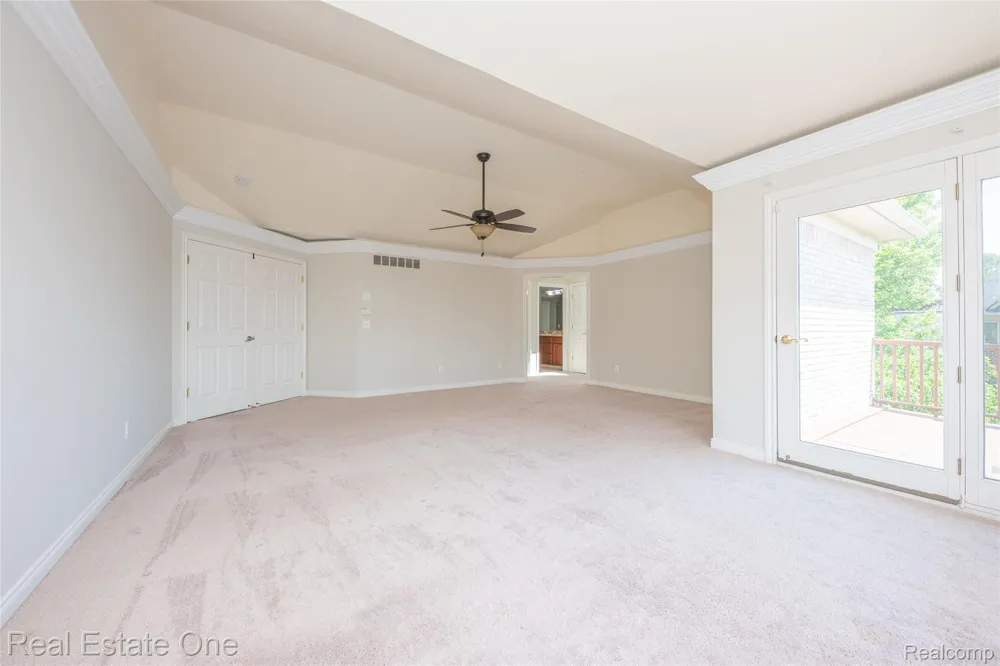 18218 Clairmont Circle E Northville Township, MI 48168