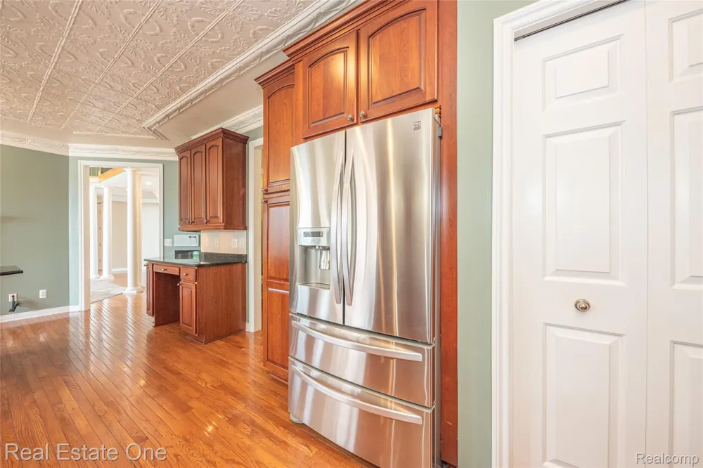 18218 Clairmont Circle E Northville Township, MI 48168
