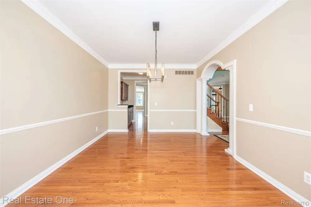 18218 Clairmont Circle E Northville Township, MI 48168