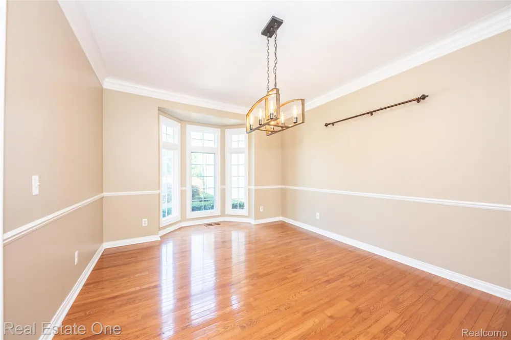 18218 Clairmont Circle E Northville Township, MI 48168