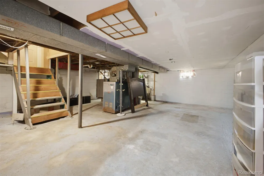 439 Cleveland Avenue Lincoln Park City, MI 48146