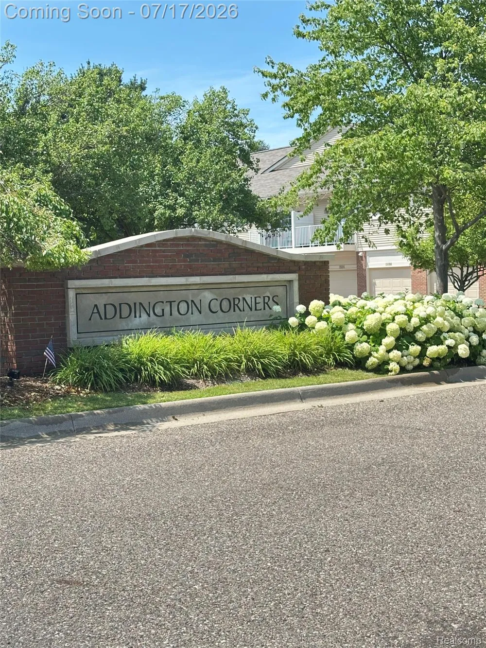 5210 Addington Drive Commerce Charter Township, MI 48390