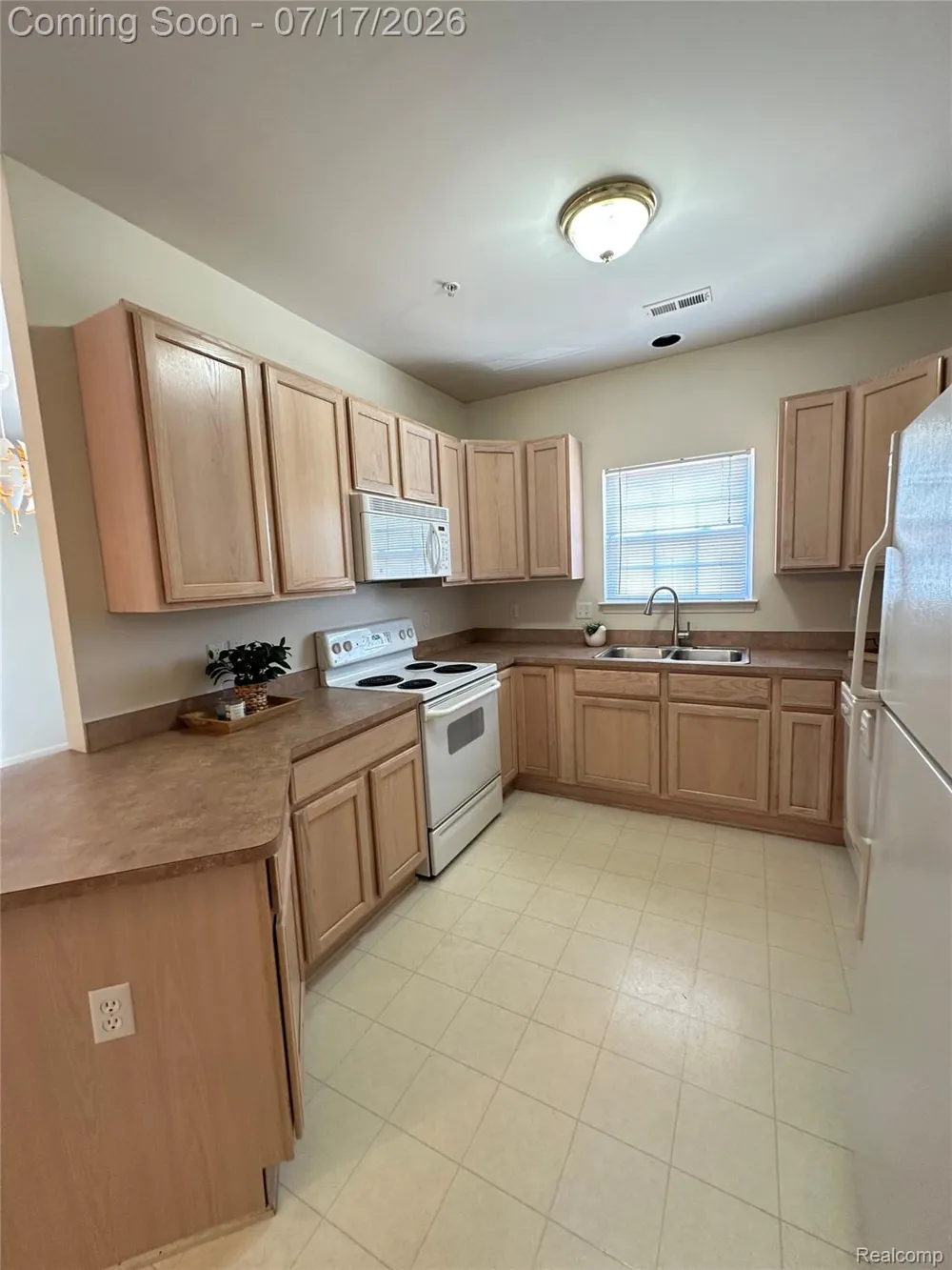 5210 Addington Drive Commerce Charter Township, MI 48390