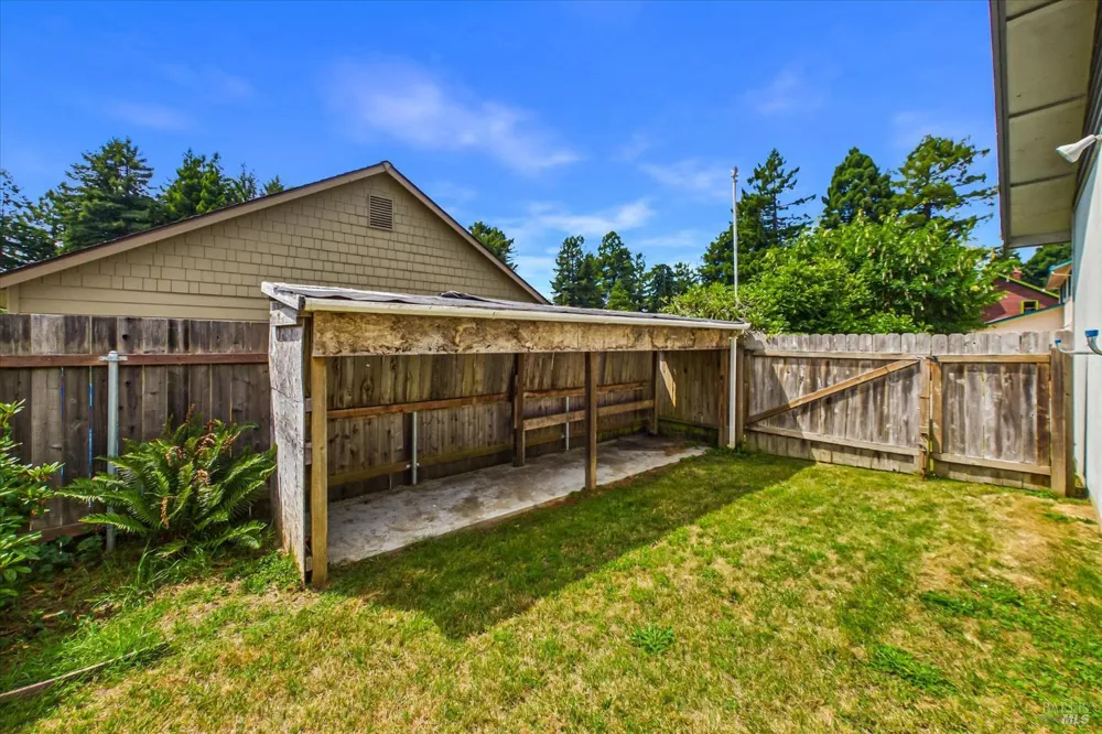 1550 Chabot Court Eureka, CA 95503