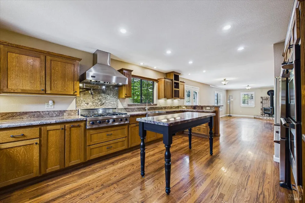 1550 Chabot Court Eureka, CA 95503
