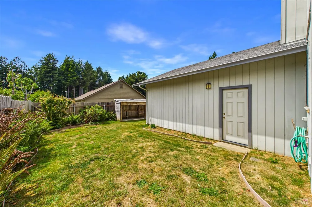 1550 Chabot Court Eureka, CA 95503