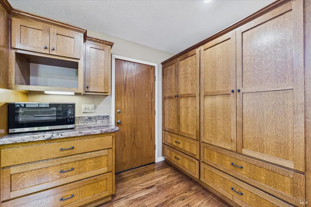 1550 Chabot Court Eureka, CA 95503
