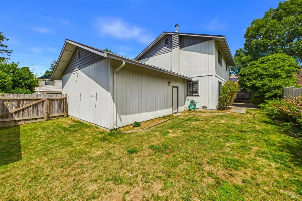 1550 Chabot Court Eureka, CA 95503