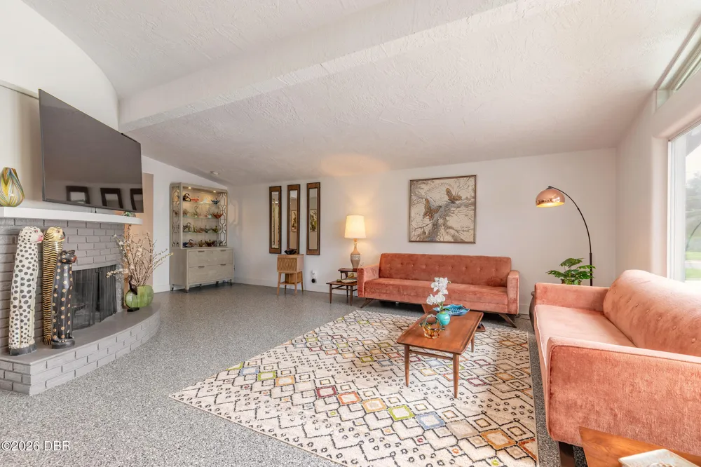 801 Fairway Drive New Smyrna Beach, FL 32168