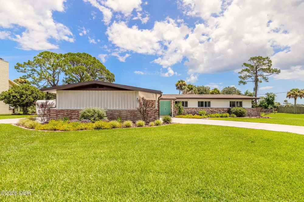 801 Fairway Drive New Smyrna Beach, FL 32168