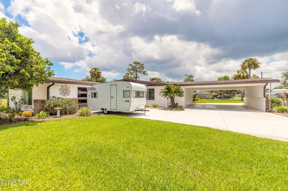 801 Fairway Drive New Smyrna Beach, FL 32168