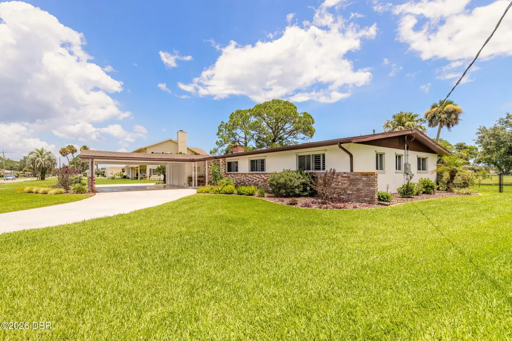 801 Fairway Drive New Smyrna Beach, FL 32168