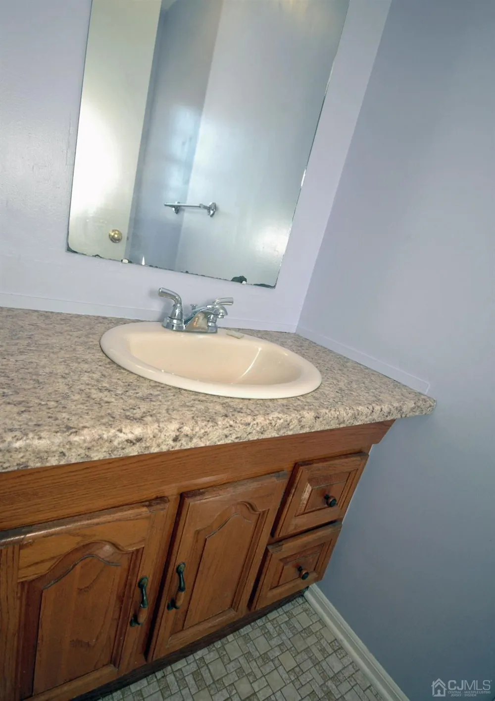 48 Astor Court Sayreville, NJ 08872