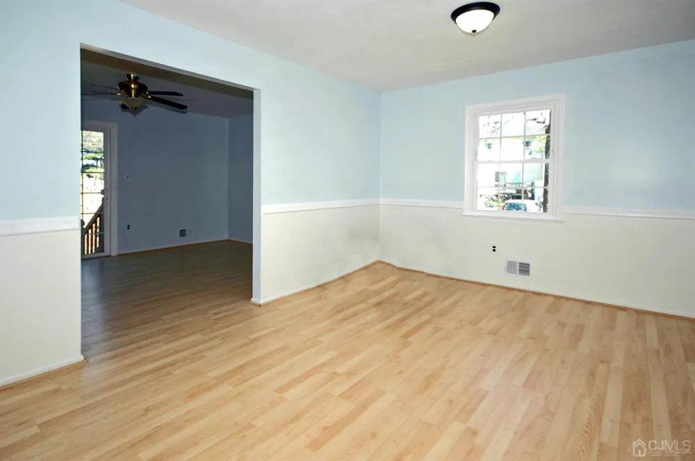 48 Astor Court Sayreville, NJ 08872