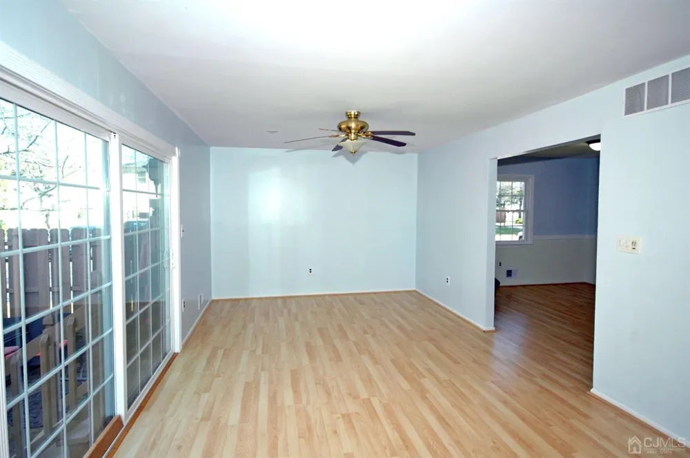 48 Astor Court Sayreville, NJ 08872