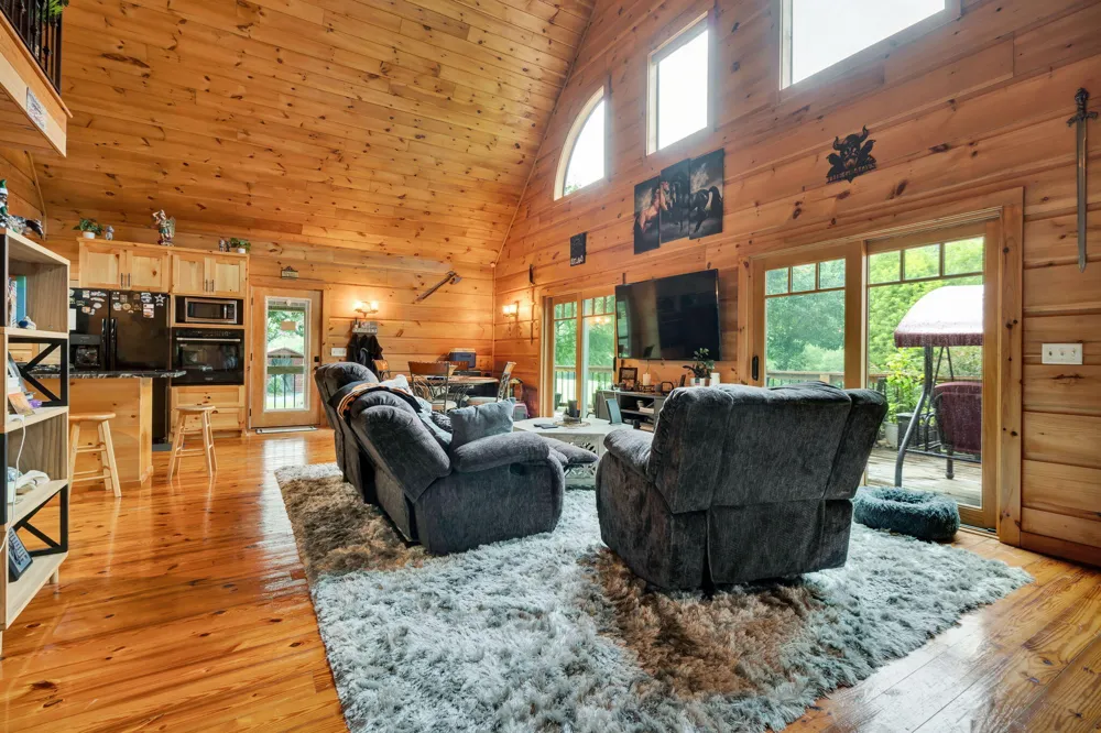 1751 County Road 50 Riceville, TN 37370