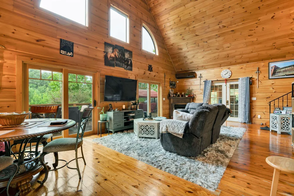 1751 County Road 50 Riceville, TN 37370
