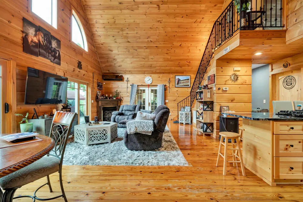 1751 County Road 50 Riceville, TN 37370