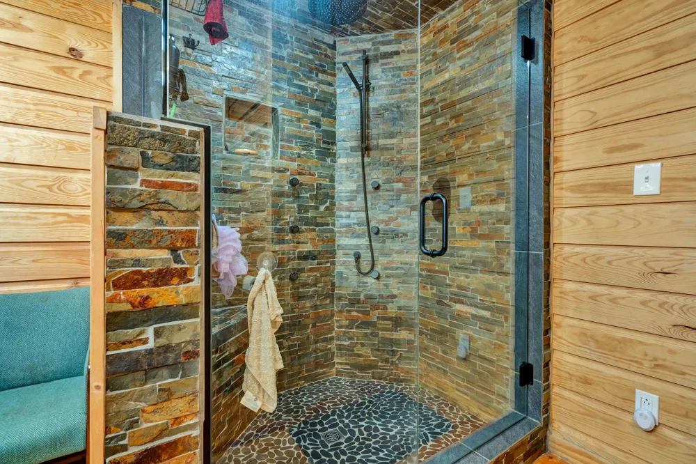 1751 County Road 50 Riceville, TN 37370