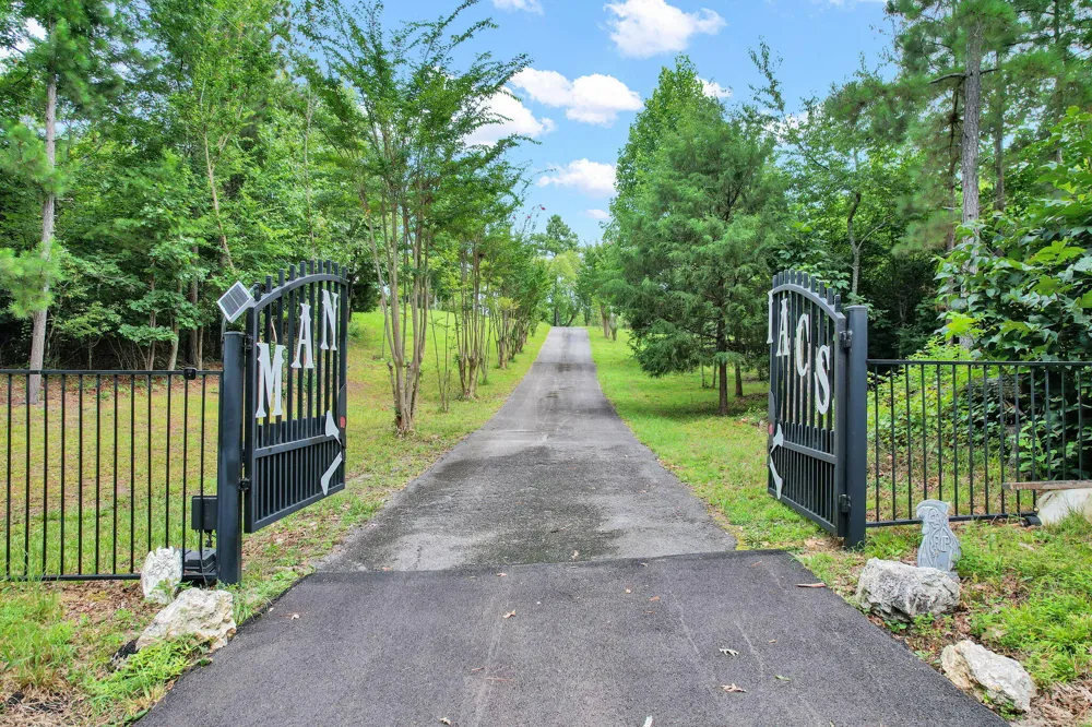 1751 County Road 50 Riceville, TN 37370