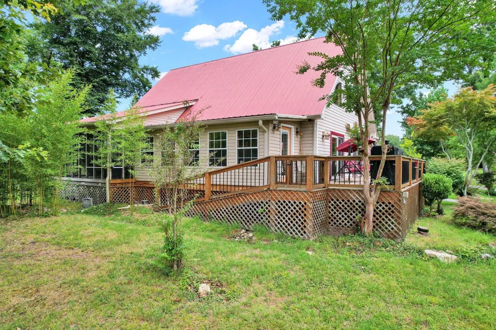 1751 County Road 50 Riceville, TN 37370