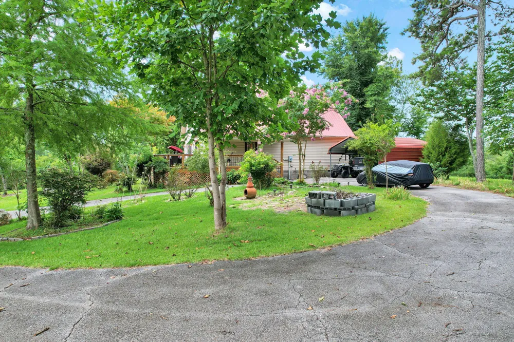 1751 County Road 50 Riceville, TN 37370